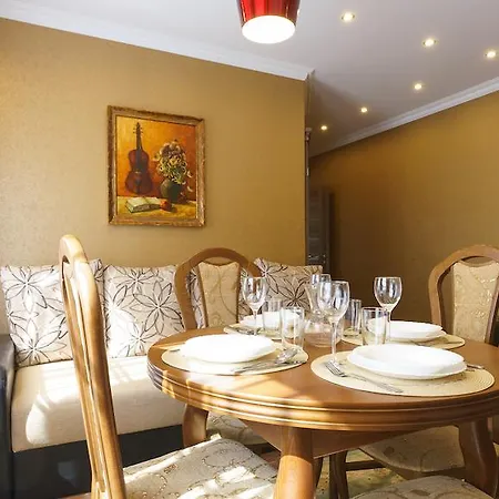 Antoniasluxapart Free Parking *